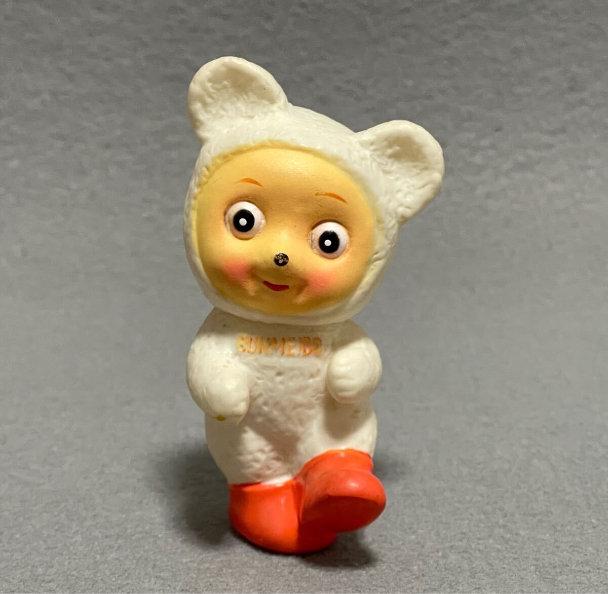 あの」CMキャラクターのキーホルダー付き！「文明堂プレミアム