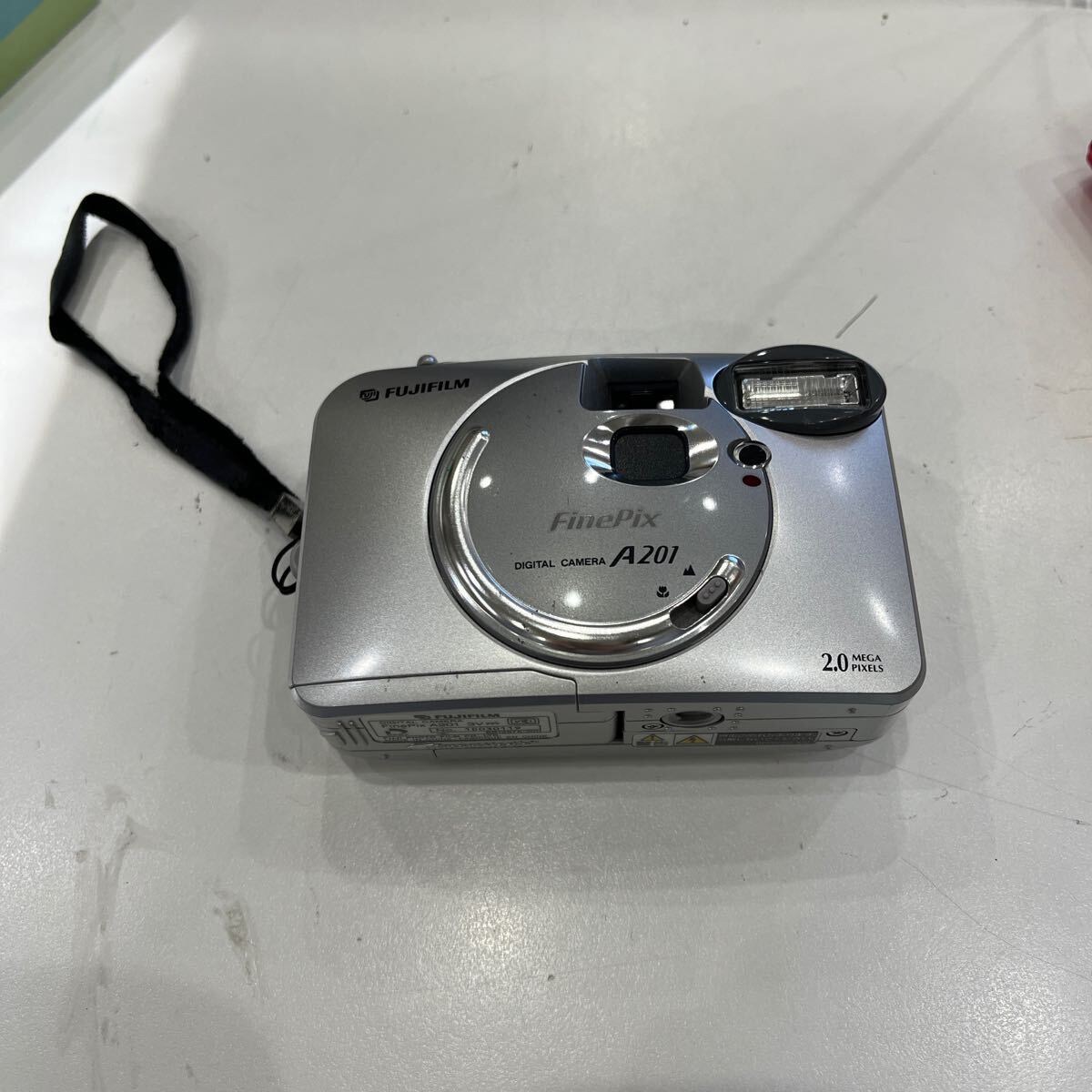 Yahoo!オークション -「finepix a201」(デジタルカメラ) (カメラ Yahoo!オークション -「finepix a201」(デジタルカメラ) (カメラ