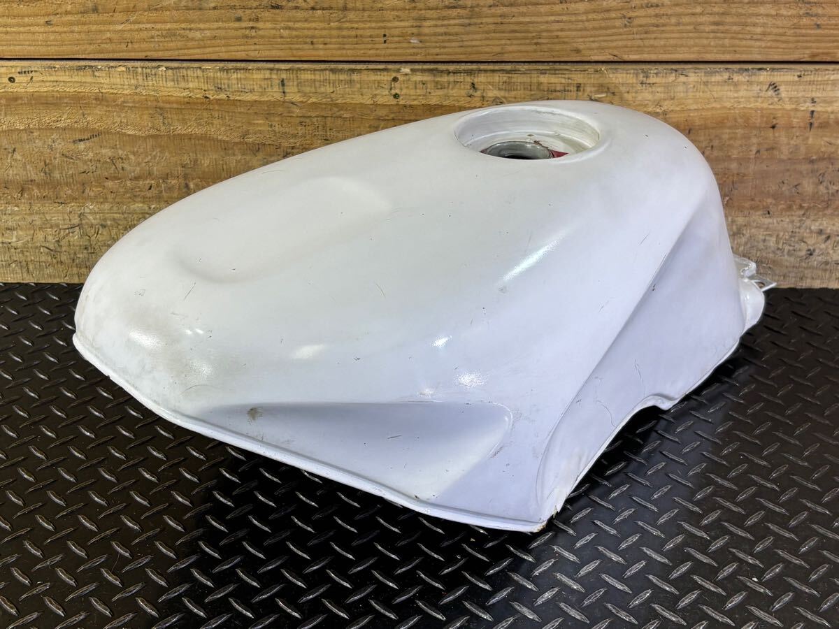 2025年最新】Yahoo!オークション -tzr250(タンク)の中古品・新品 2025年最新】Yahoo!オークション -tzr250(タンク)の中古品・新品