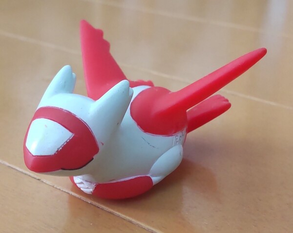 送料込み!ラティアス ポケモンキッズ 指人形 ソフビ/フィギュア ポケットモンスター/同時梱包可能