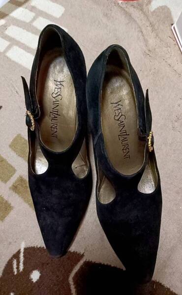 送料無料★ サンローラン YVESSAINTLAURENT パンプス サイズ35 (22.0cm~22.5cmくらい)