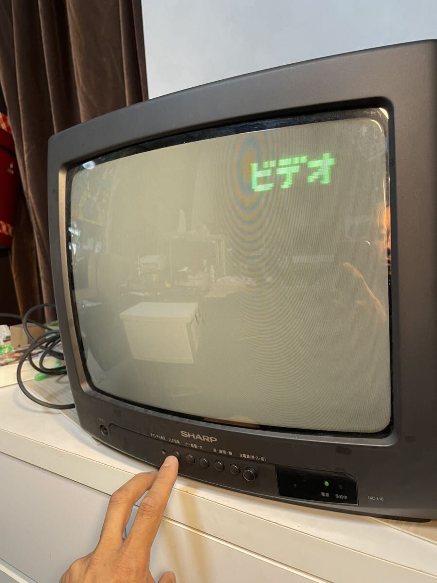 Yahoo!オークション -「シャープブラウン管テレビ」(14インチ Yahoo!オークション -「シャープブラウン管テレビ」(14インチ