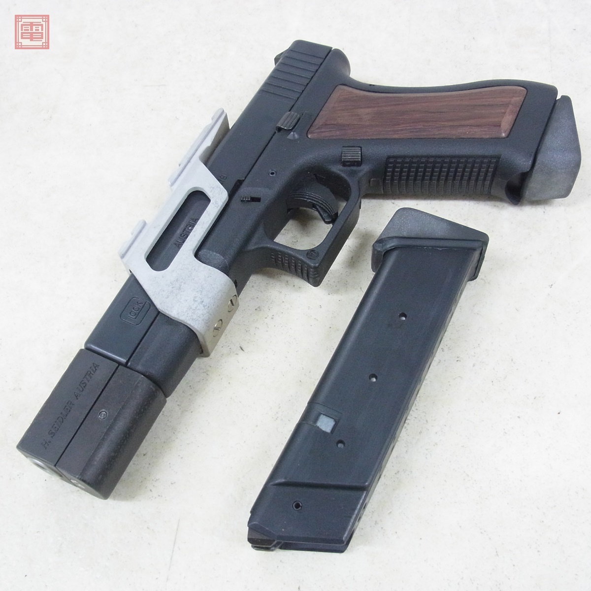 MGC グロック17 サイドラーカスタム(ABS樹脂製) (MGC GLOCK MGC グロック17 サイドラーカスタム(ABS樹脂製) (MGC GLOCK