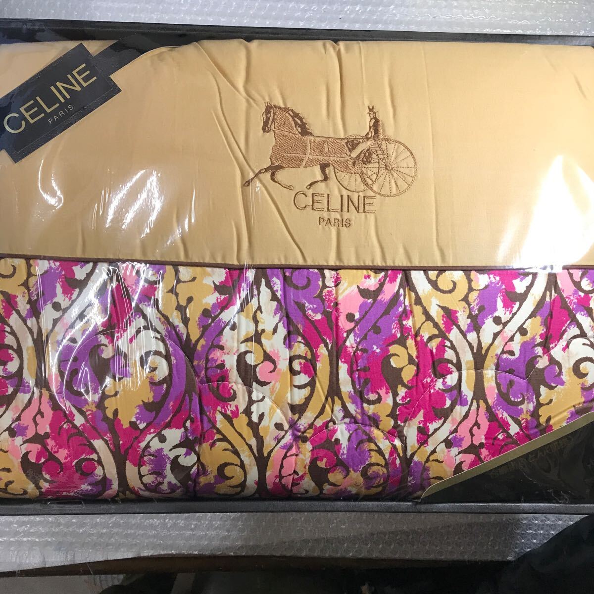 Yahoo!オークション -「celine」(布団) (寝具)の落札相場・落札価格 Yahoo!オークション -「celine」(布団) (寝具)の落札相場・落札価格