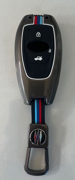 【送料込み・即決】スバル車専用 メタル製スマートキーケース 3ボタン キーホルダー