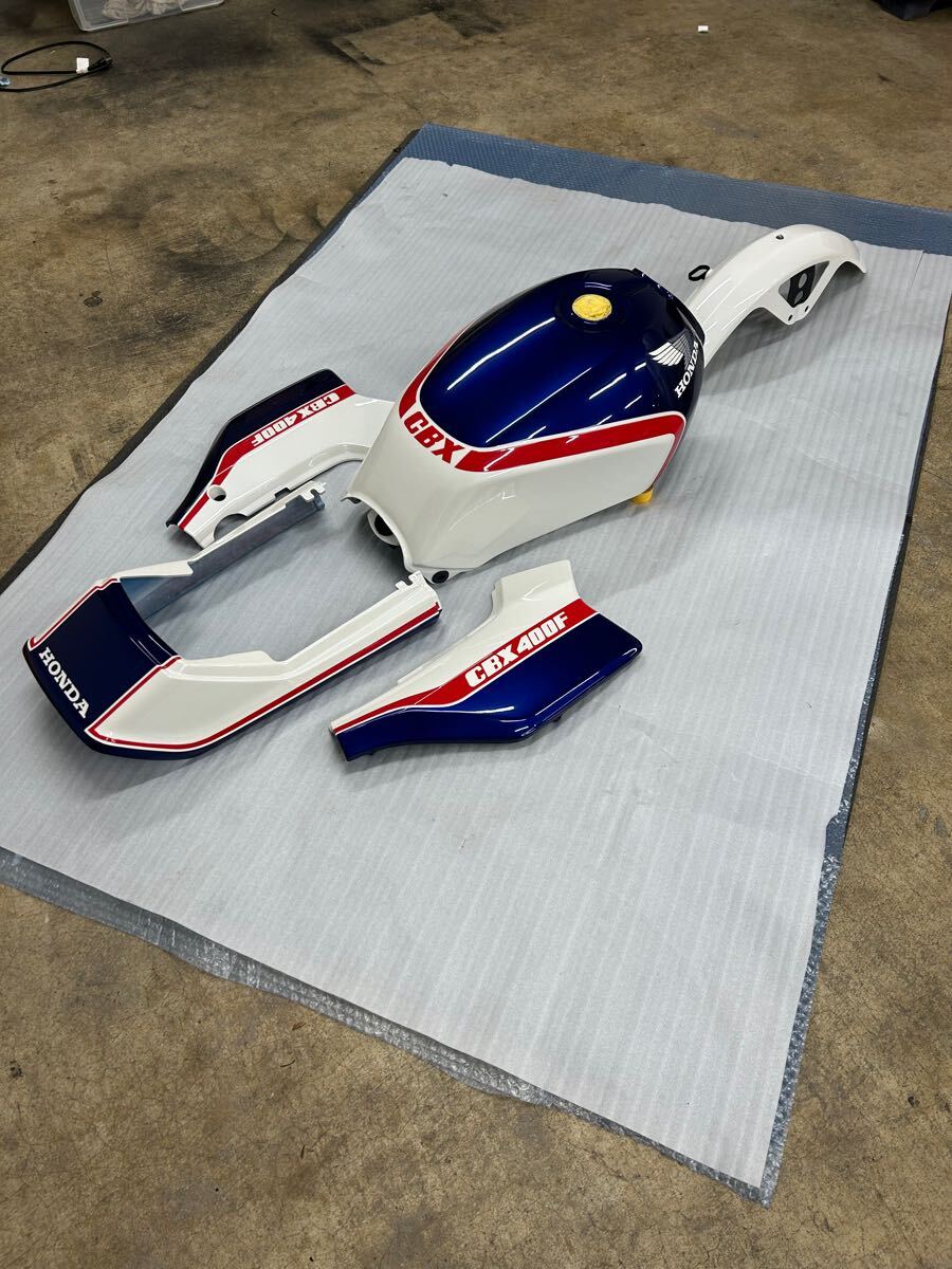 Yahoo!オークション -「cbx400f サイドカバー 青白」の落札相場 Yahoo!オークション -「cbx400f サイドカバー 青白」の落札相場