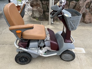 ☆値下げしました☆シルバーカー スズキ TC1A 2014年製