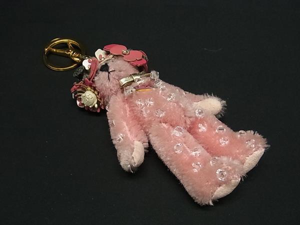Yahoo!オークション -「プラダ キーホルダー クマ」の落札相場 Yahoo!オークション -「プラダ キーホルダー クマ」の落札相場