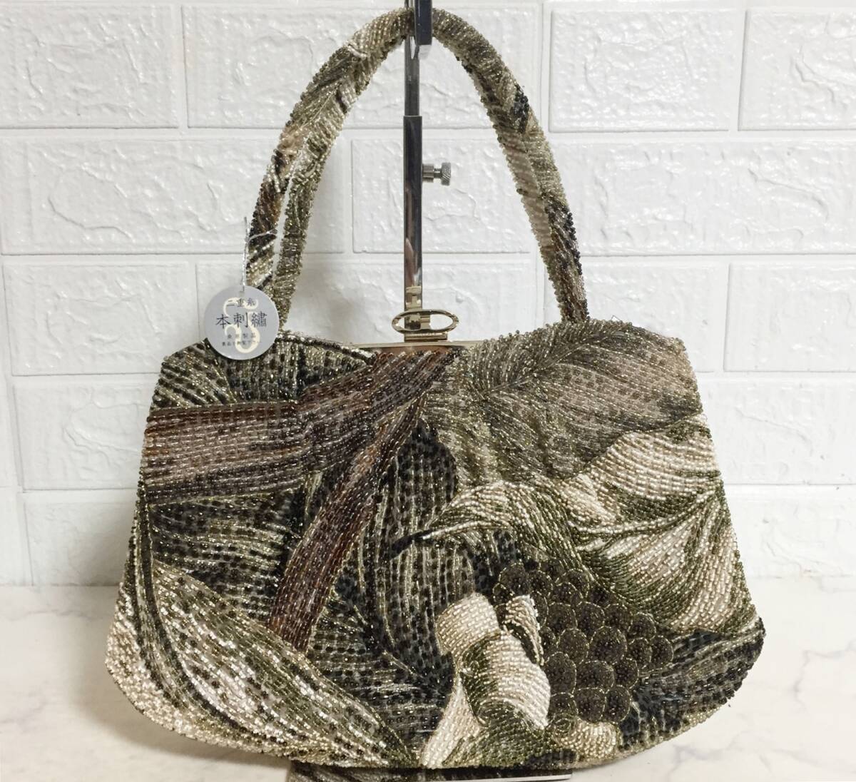 昭和レトロ、二重糸本刺繍ビーズバック、和装バック (Yahoo 昭和レトロ、二重糸本刺繍ビーズバック、和装バック (Yahoo