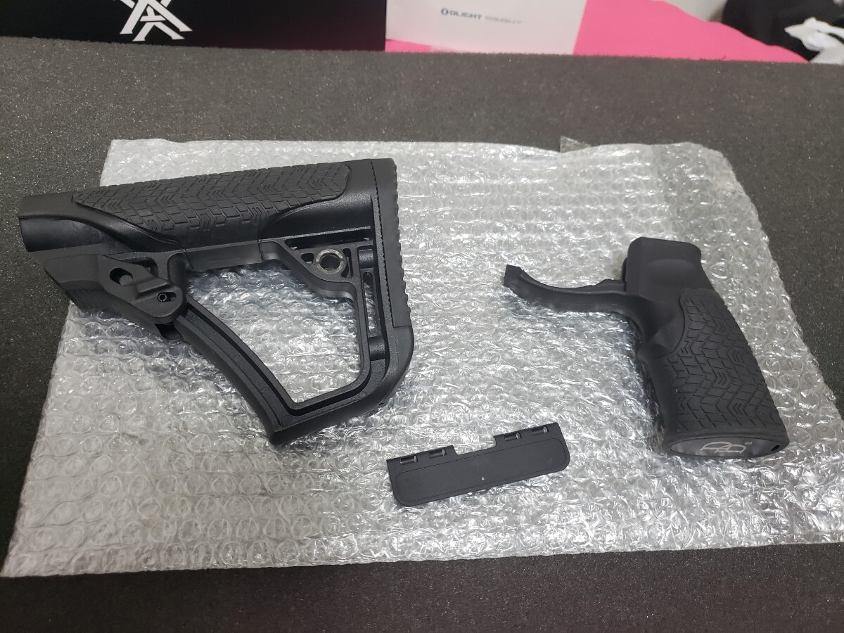 Yahoo!オークション -「daniel defense ストック」の落札相場