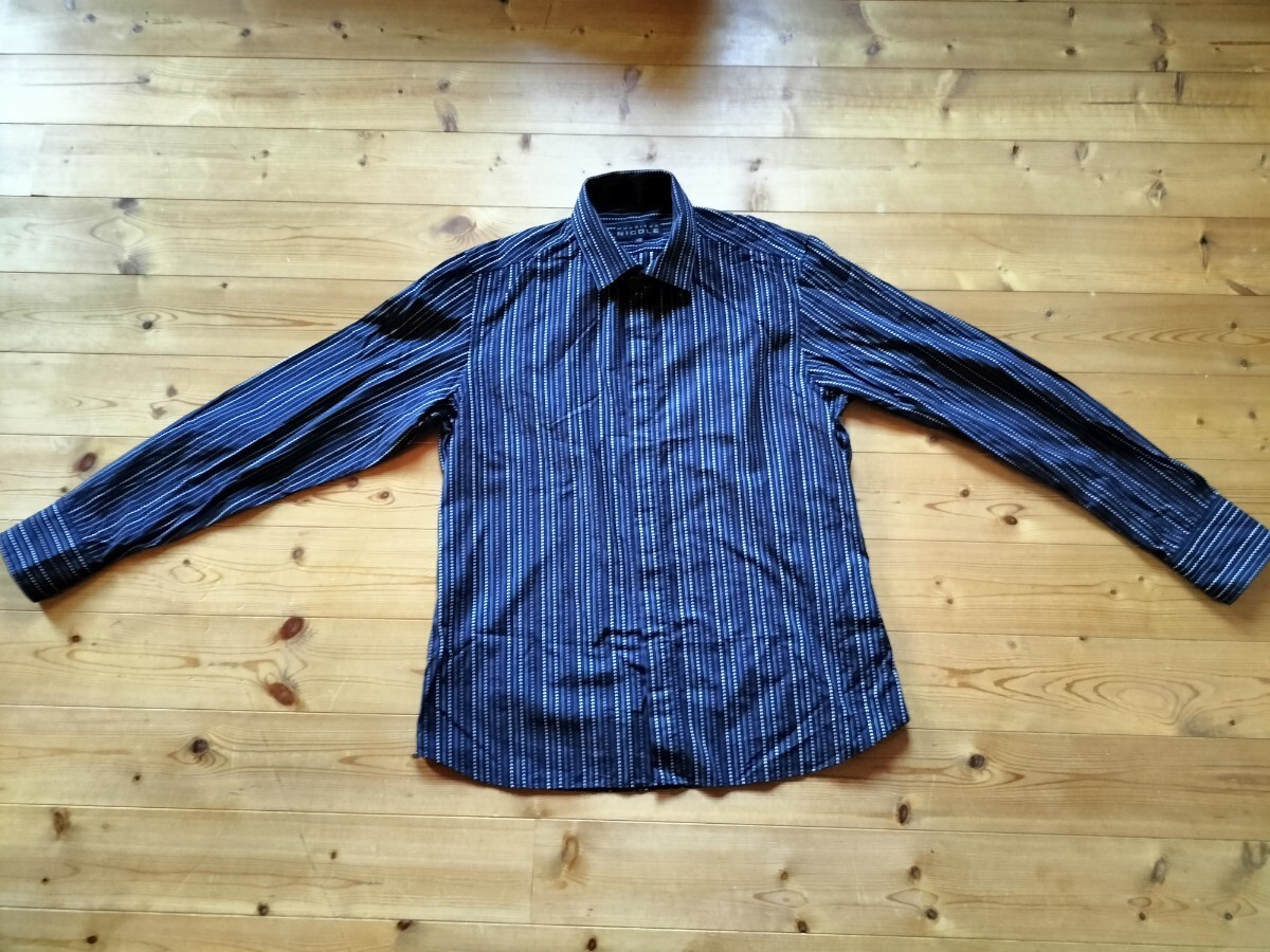 NICOLE ニコル 長袖シャツ サイズ48 М〜Lサイズ相当 黒色 055 ス