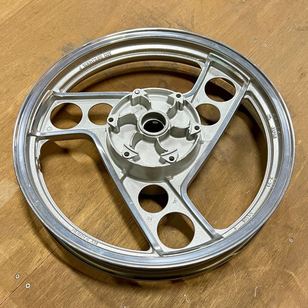 2025年最新】Yahoo!オークション -rz250 リアホイールの中古品 2025年最新】Yahoo!オークション -rz250 リアホイールの中古品