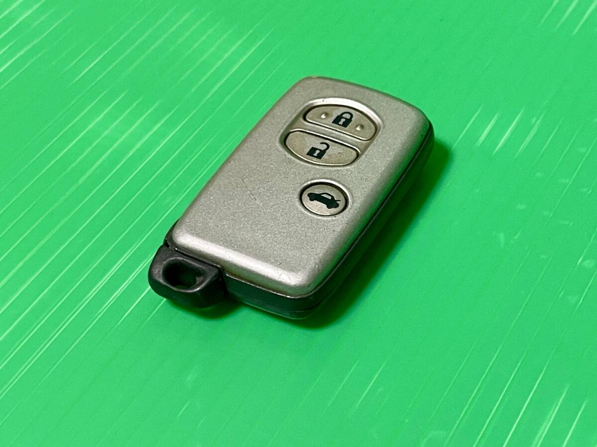 Yahoo!オークション -「トヨタ スマートキー 3ボタン」の落札