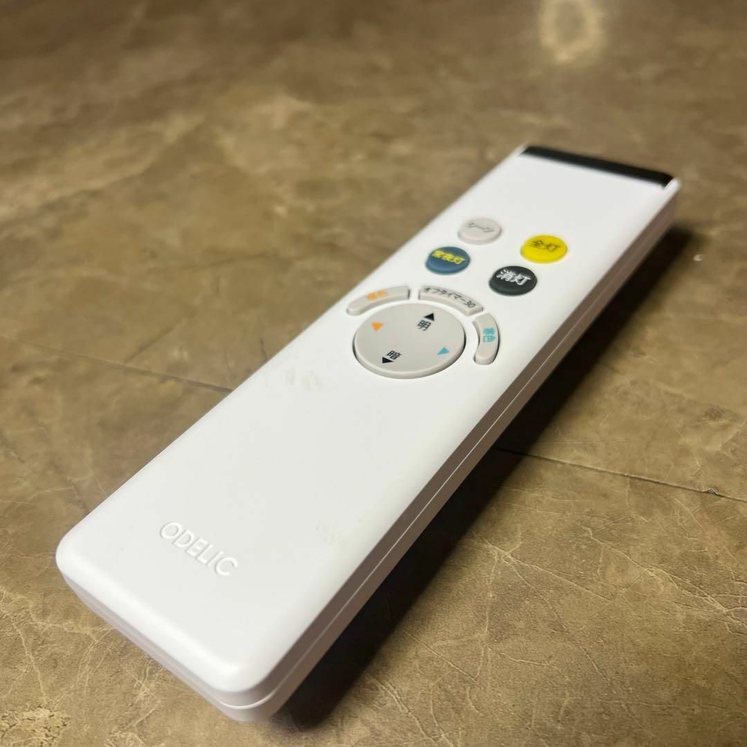 Amazon.co.jp: 照明 リモコン LED シーリングライト専用 汎用リモコン 照明 調光機能付き 対応国内9メーカー —— アイリスオーヤマ  IRIS OHYAMA タキズミ TAKIZUMI コイズミ KOIZUMI ダイコー DAIKO オーデリック ODELIC アグレッド AGLED  ドウシシャ DOSHISHA 山善 