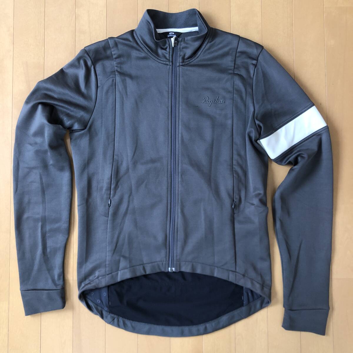 Yahoo!オークション -「rapha ラファ winter jersey」の落札相場