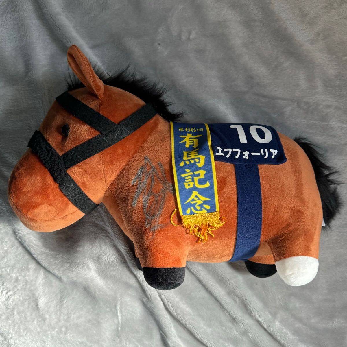 クリストフ・ルメール騎手直筆サインパネル スターズオンアース オークス 優駿牝馬 【朗報】有馬記念で引退  最期の勝利(競馬)｜売買されたオークション情報、Yahoo!オークション(旧ヤフオク!) の商品情報をアーカイブ公開 -  オークファン（aucfan.com）