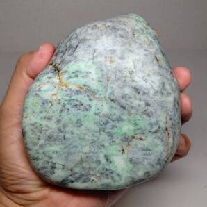 【黒ミント】★1kg★ 翡翠 ヒスイ 原石 翡翠原石 鑑賞石 自然石 誕生石 鉱石 鉱物 水石 宝石 置石 インテリア