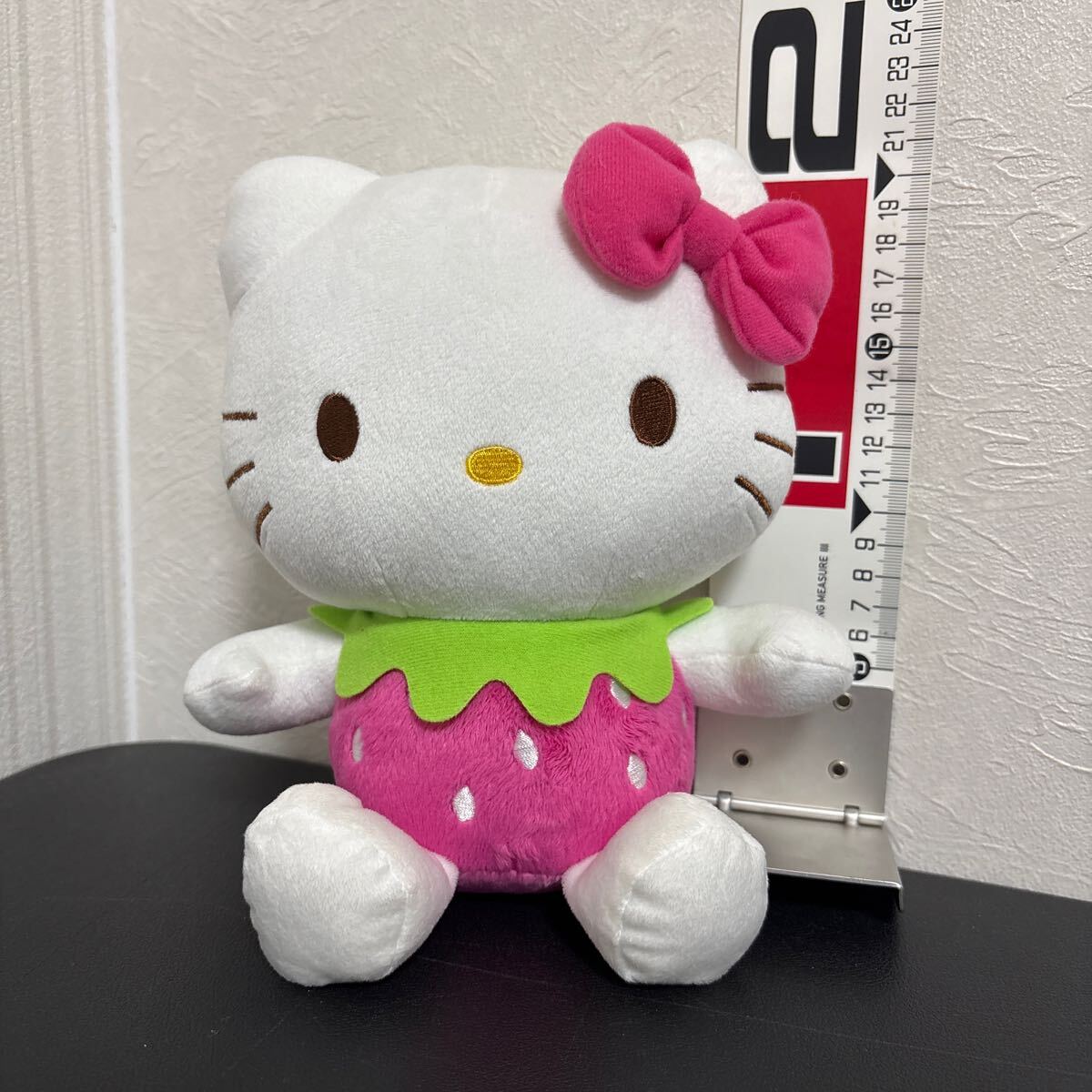 Yahoo!オークション -「いちご)ぬいぐるみ」(ハローキティ Yahoo!オークション -「いちご)ぬいぐるみ」(ハローキティ