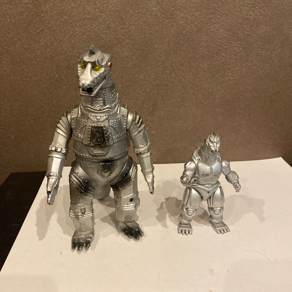 メカゴジラ2体中古品 Yahoo!オークション -「メカゴジラ2」の落札相場・落札価格