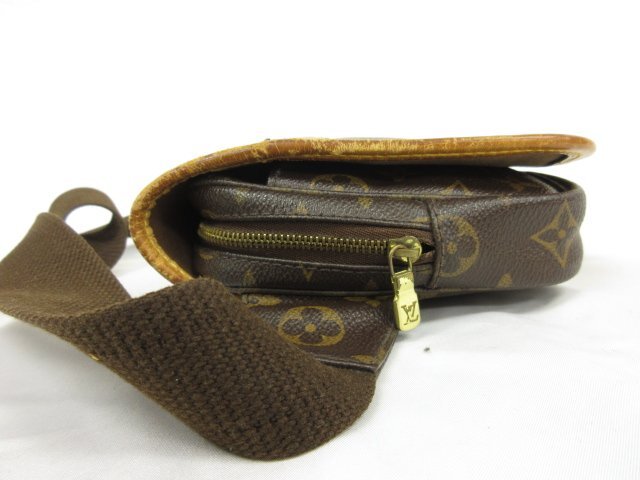 訳あり【ルイヴィトン LOUIS VUITTON】 M40108 バムバッグ ボスフォール ウエストバッグ(メンズ/レディース)モノグラム ブラウン □5HT2817 訳あり【ルイヴィトン LOUIS VUITTON】 M40108 バムバッグ ボスフォール ウエストバッグ(メンズ/レディース)モノグラム ブラウン □5HT2817
