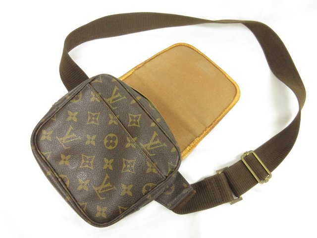 訳あり【ルイヴィトン LOUIS VUITTON】 M40108 バムバッグ ボスフォール ウエストバッグ(メンズ/レディース)モノグラム ブラウン □5HT2817 訳あり【ルイヴィトン LOUIS VUITTON】 M40108 バムバッグ ボスフォール ウエストバッグ(メンズ/レディース)モノグラム ブラウン □5HT2817