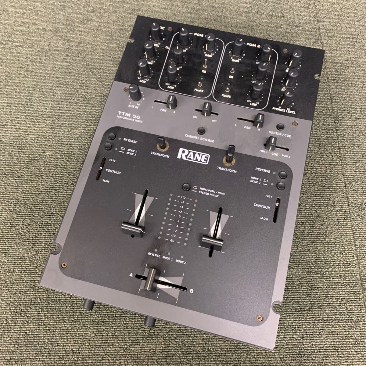 Yahoo!オークション -「rane ttm 56」(DJミキサー) (DJ機器)の Yahoo!オークション -「rane ttm 56」(DJミキサー) (DJ機器)の