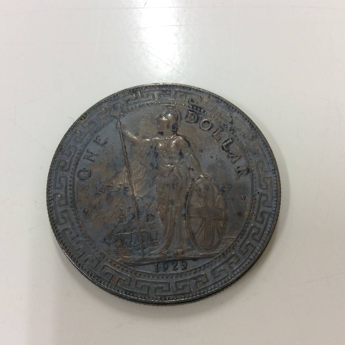 95□英領 香港 壹圓銀幣 1ドル銀貨 1900年 26.95g 39.0mm