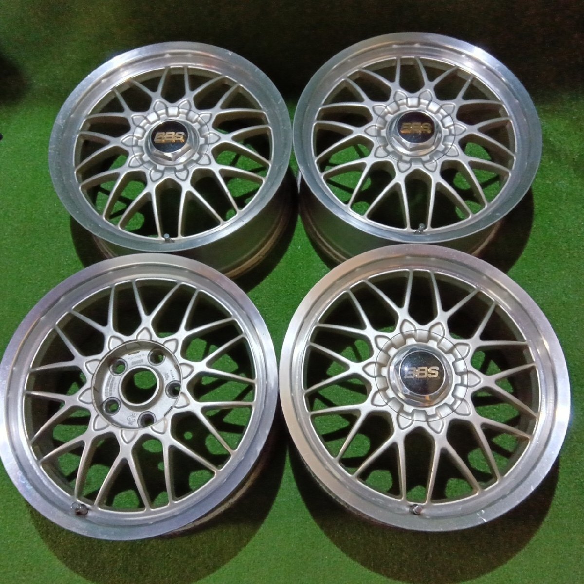 鍛造 軽量 シュテルン BBS RS729 中古ホイール 4本 7J 17インチ PCD114.3 5穴 +42 ハブ73 スイフトスポーツ  ロードスター 等へ aa17 : a052503158 : 太平タイヤ Yahoo!ショッピング店 - 通販 - Yahoo!ショッピング