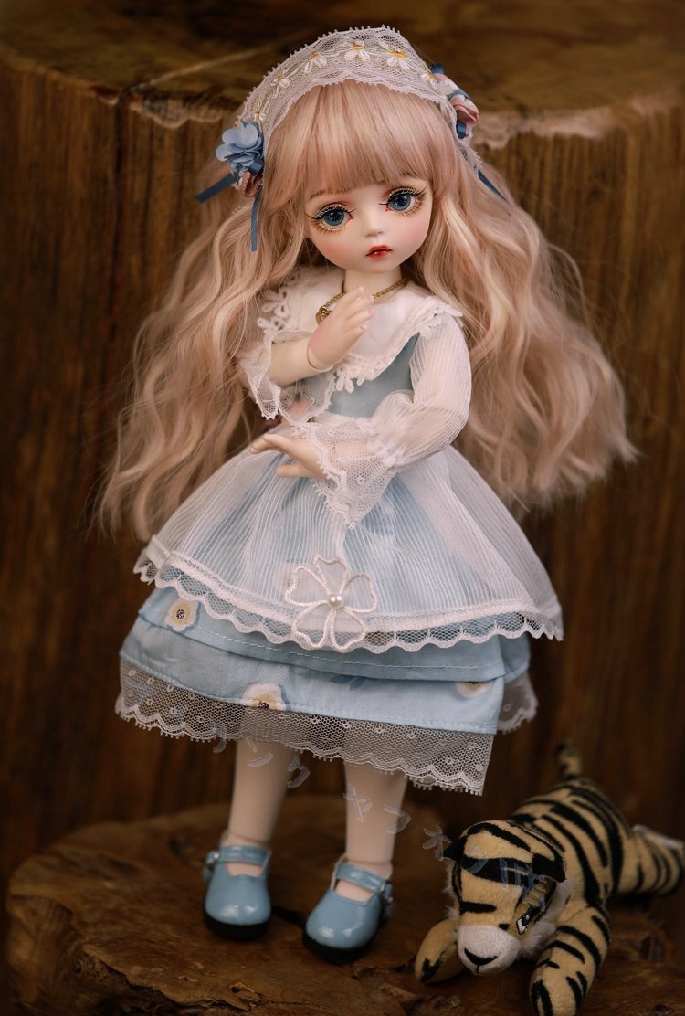 新品30cm 人形 球体関節人形 ドール 本体+ウィッグ+眼球+ドール服セット メイクアップ済 ハンドメイド クリスマス 新品30cm 人形 球体関節人形 ドール 本体+ウィッグ+眼球+ドール服セット メイクアップ済 ハンドメイド クリスマス