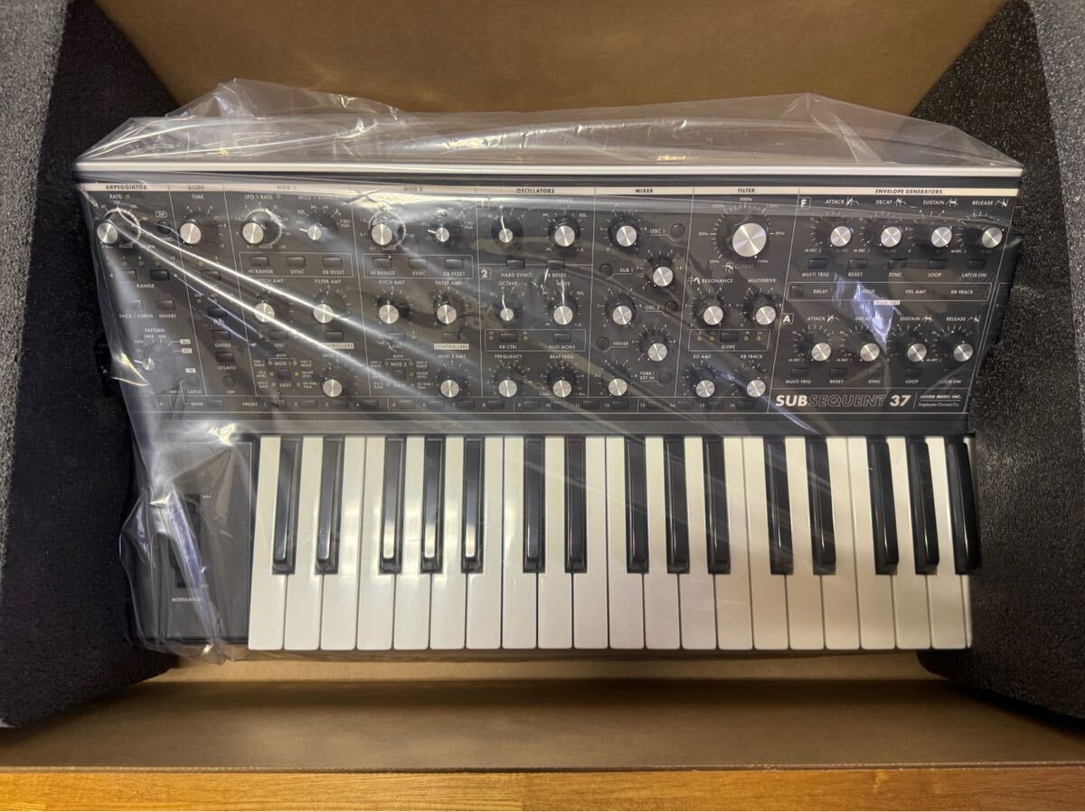 Yahoo!オークション -「moog subsequent 37」の落札相場・落札価格 Yahoo!オークション -「moog subsequent 37」の落札相場・落札価格