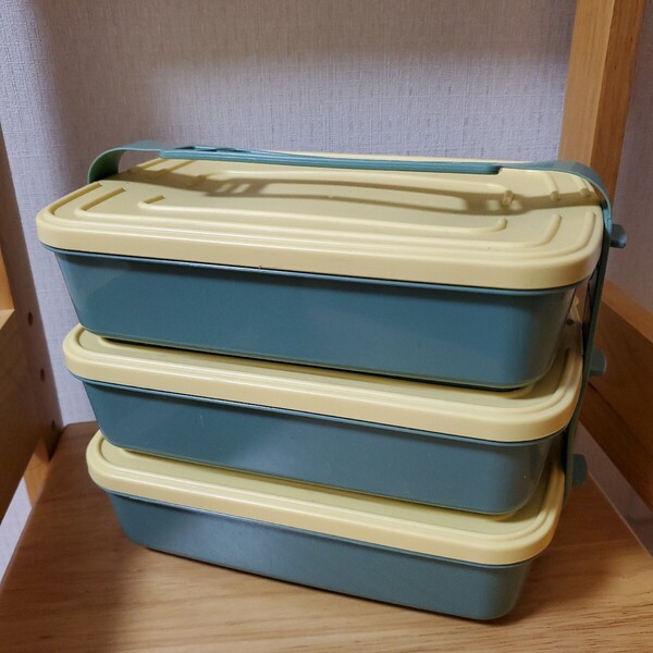 送料無料 即決 ピクニック 弁当箱 ランチボックス 3段 とりわけ皿3枚 大皿1枚付き 運動会 1.6L 3段 4.8L 4800ml