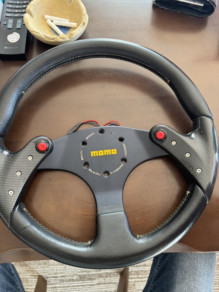 CH070140 MOMO SPIDER F1 人間工学に基づいたレア 自動車パーツ CH070140 MOMO SPIDER F1 人間工学に基づいたレア 自動車パーツ