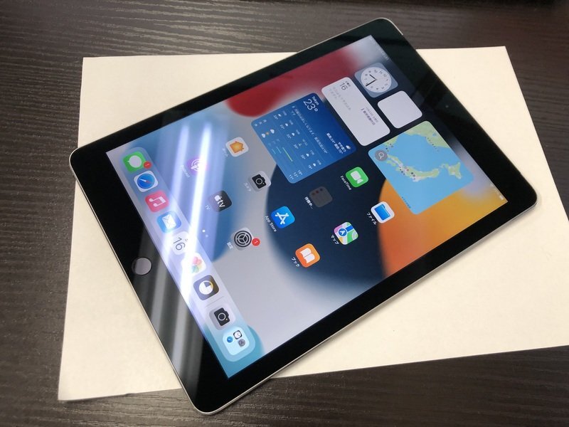 iPad ジャンク2台 - メルカリ
