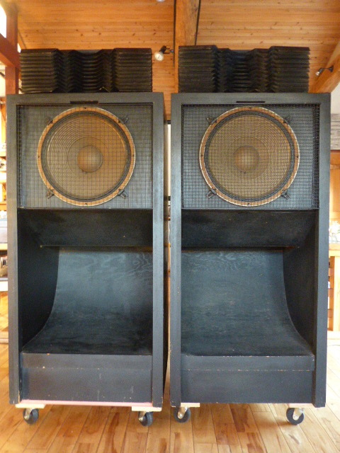 JBL 4530の仕様