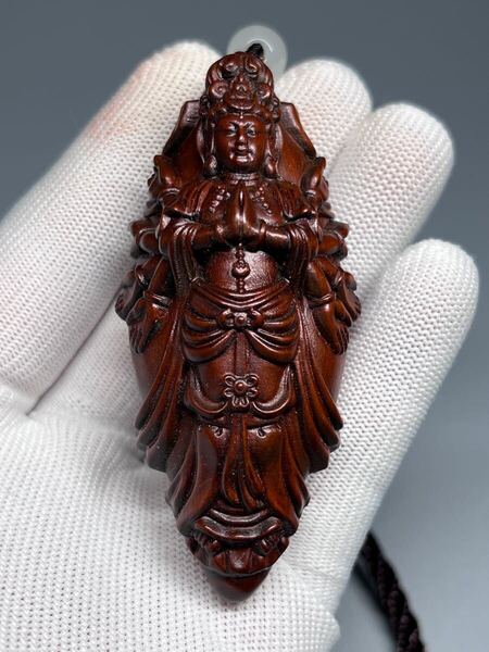 黄楊木 一刀彫 仏教美術 千手観音 縁起物 お守り 根付 細工 掛け物 美品