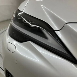 令和5年式 レクサスLS 右ヘッドライトユニット 微傷あり