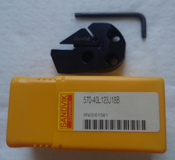 サンドビック ( sandvik ) コロターンSL コロカット1・2用突切り・溝入れブレード570-40L 123J18B ◆新品 未使用品