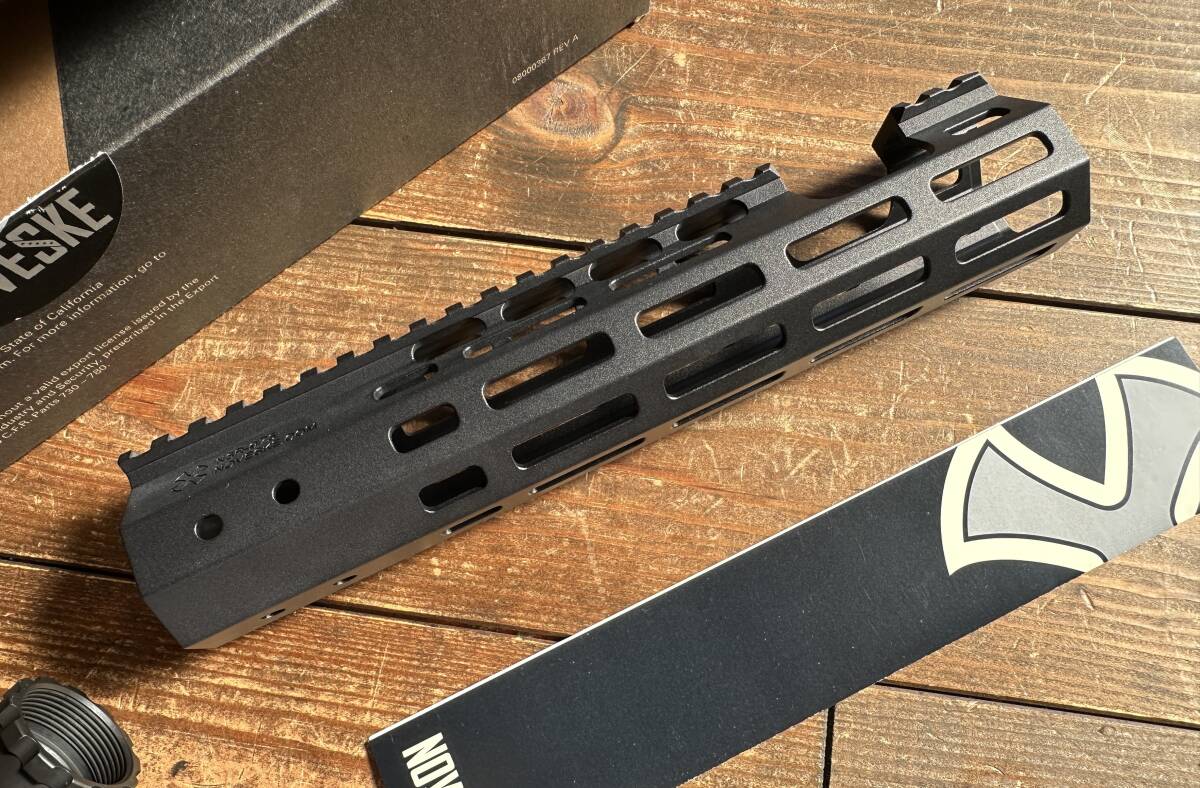 【実物・新品・未使用】Noveske(ノベスキー) Gen4 4th Generation Handguard N4 NSR M-LOK 9.75インチ