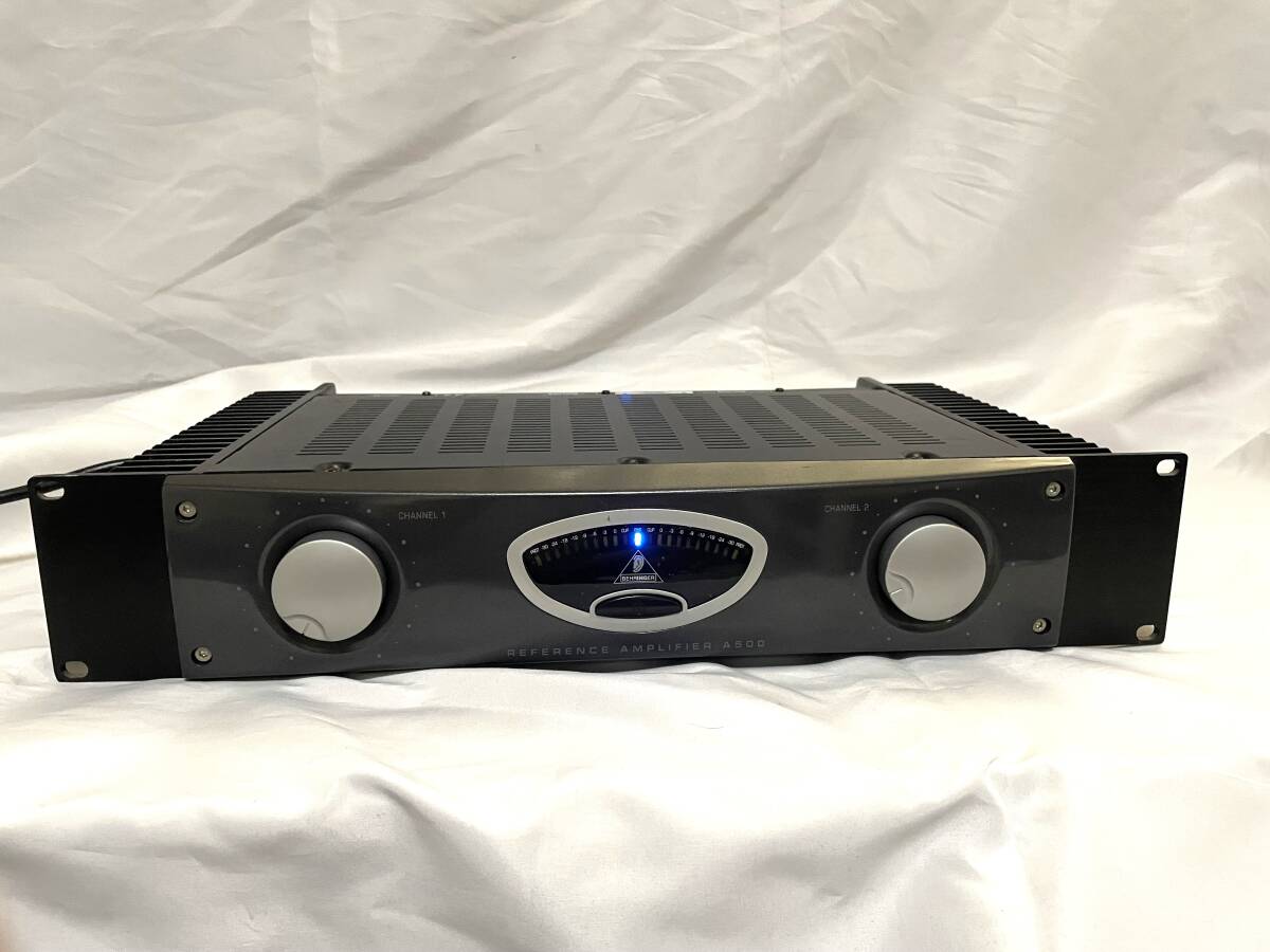 Behringer A500 Pro 600-Watt Reference-Class 2 Channel Power