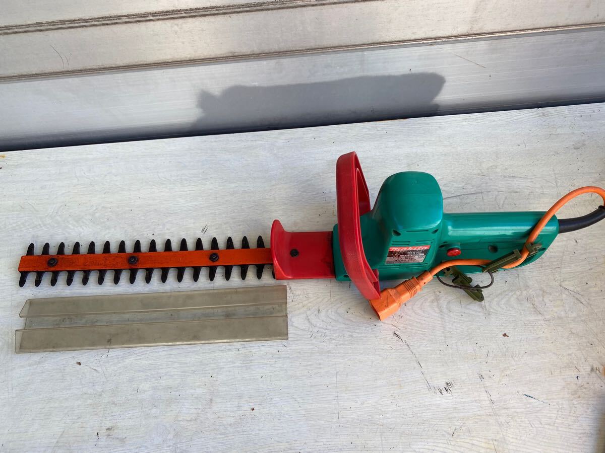 マキタ makita 生垣バリカン　特殊コーティング刃　刈込幅300mm　[MUH3002] : ハンズコテラ Yahoo!ショップ - 通販 -  Yahoo!ショッピング