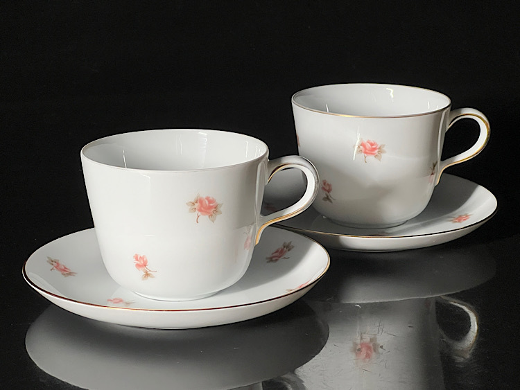 新品未使用品】大倉陶園 カップ&ソーサー 前田一馬☆スイセン 新品未使用品】大倉陶園 カップ&ソーサー 前田一馬☆スイセン