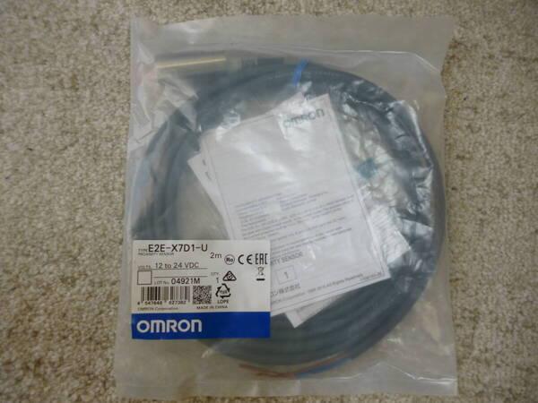 ★OMRON オムロン★近接スイッチ★E2E-X7D1-U★未使用品★金属センサー★近接センサー★静電容量型近接スイッチ★