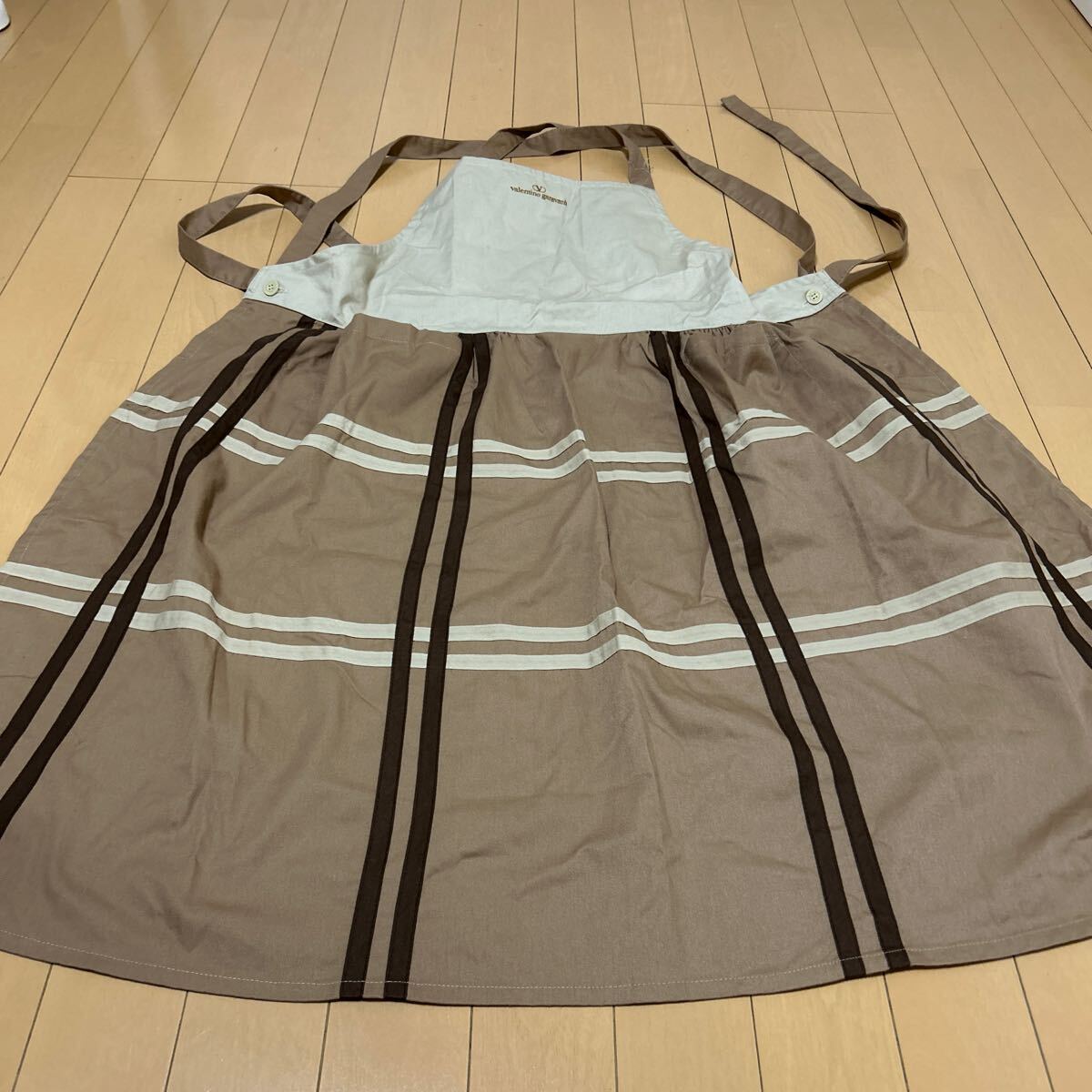 Yahoo!オークション -「valentino garavani」(エプロン Yahoo!オークション -「valentino garavani」(エプロン