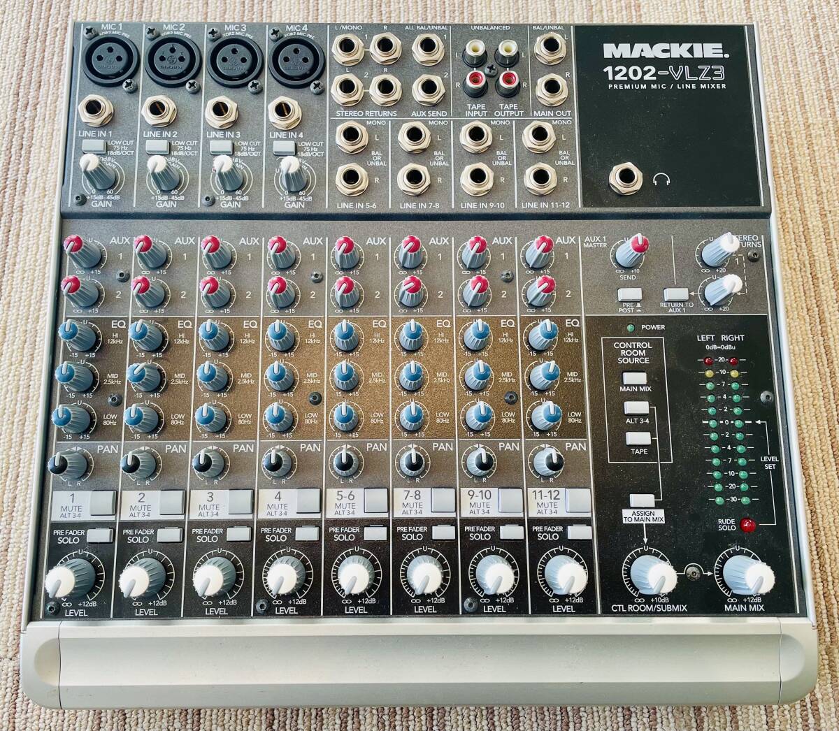 Yahoo!オークション -「mackie 1202 vlz」の落札相場・落札価格 Yahoo!オークション -「mackie 1202 vlz」の落札相場・落札価格
