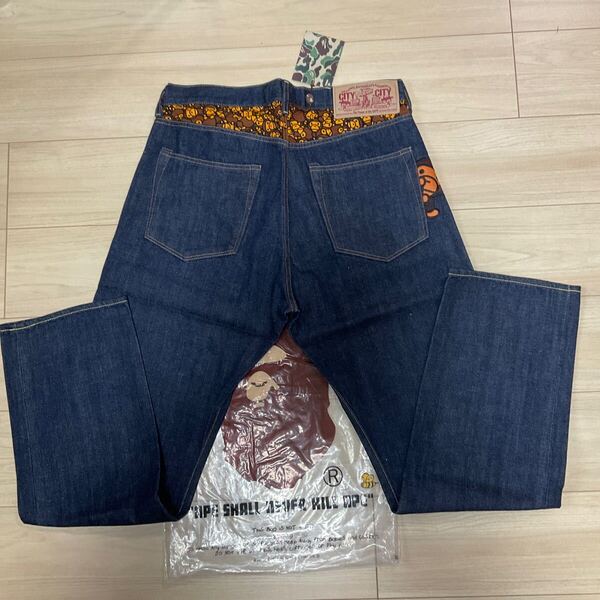 定価以下 新品未着用 アベイシングエイプ A BATHING APE マイロ MILO 刺繍デニムパンツ インディゴ ワンウォッシュ M 日本製 赤耳