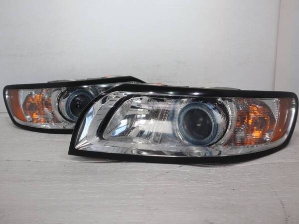 キレイ HID 【コーティング済】 キセノン 車検〇 31299593 0301237671 迅速発送 管理BR1-13 ボルボ V50 MB 後期 ヘッドライト 左右