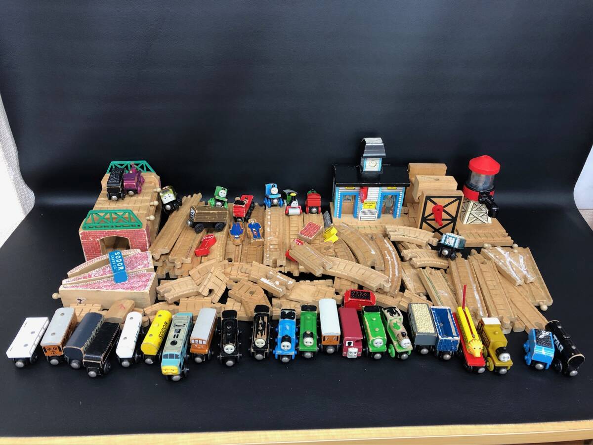 Yahoo!オークション -「トーマス木製レールセット」の落札相場