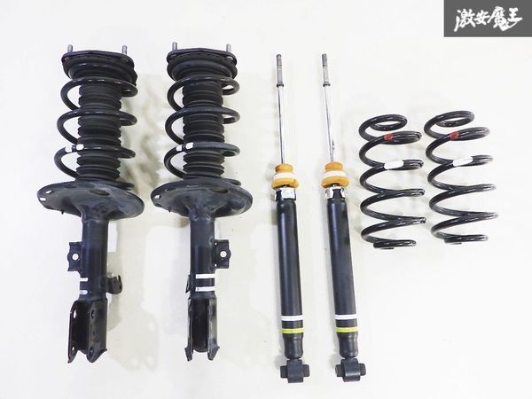 新車外し】ノア/ヴォクシー ZRR80G 2WD 純正サス 48520-28590 新車外し】ノア/ヴォクシー ZRR80G 2WD 純正サス 48520-28590