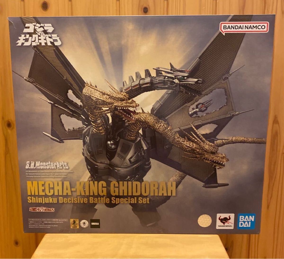 Yahoo!オークション -「s.h.monsterarts メカキングギドラ 新宿 Yahoo!オークション -「s.h.monsterarts メカキングギドラ 新宿