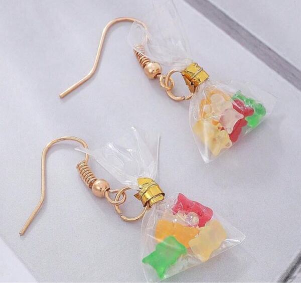 ユニーク お菓子 ベアグミ ミニチュア 巾着 フック ピアス ゴールド